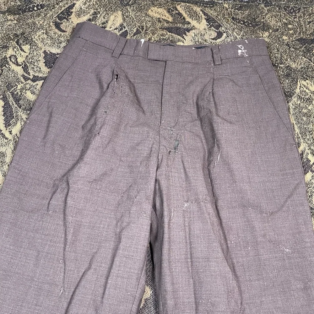 Nike Tiger Woods Mens Brown Straight Pants Wool Blend Size 32x30 Comfort Flawed
